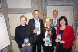 v.l.: Melanie Dannhauser, Dr. Roy Kühne, Verena Bentele, Benjamin Knollmann, Dr. Carmen Hildebrandt 20160302 ReferentenFlyerGoslar klein